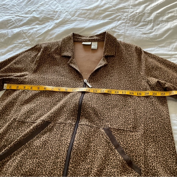 KIM ROGERS, ANIMAL PRINT LEOPARD JACKET WITH FRONT ZIPPER, SIZE: XL - Picture 7 of 11
